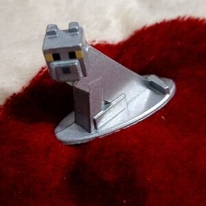 Minecraft cat figure